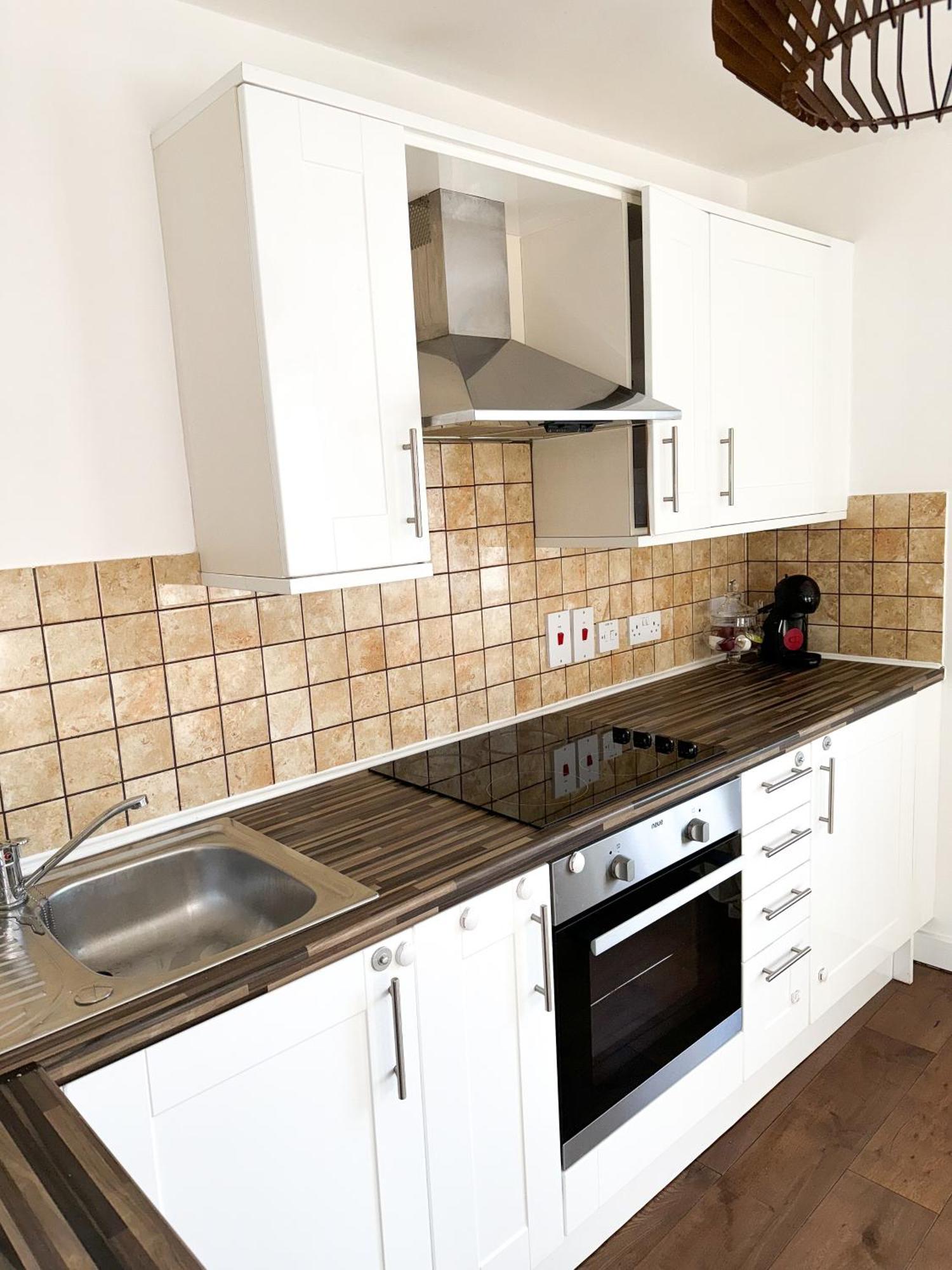 London Stylish 1 Bedroom Apartment Exterior photo