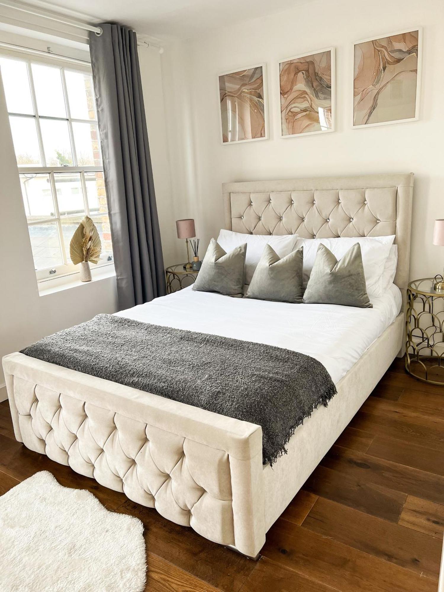 London Stylish 1 Bedroom Apartment Exterior photo
